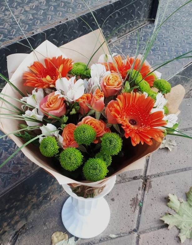 Букет цветов из: Герберы, Хризантемы, Альстромерии и Розы в Инатьевский