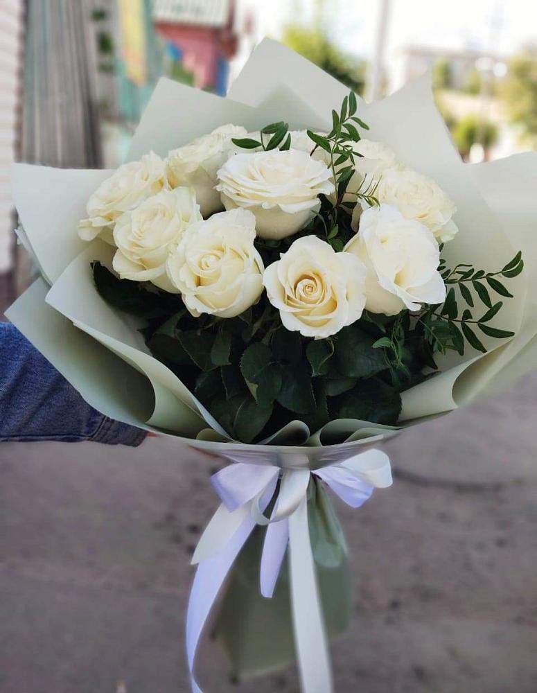 Букет Белые розы Проуд в Инатьевский