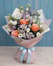 Букет цветов из:  Лизиантусы, Розы, Альстромерии и Гипсофила в Инатьевский