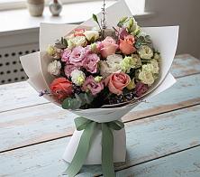 Букет цветов из:  Розы, Лизиантусы и Гвоздики в Инатьевский