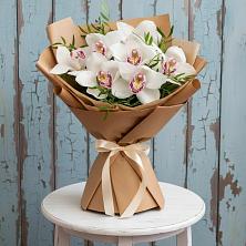 Букет цветов из:  Орхидеи и Розы в Инатьевский